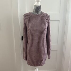 Forever 21 Dusty Pink Crew Neck Sweater
